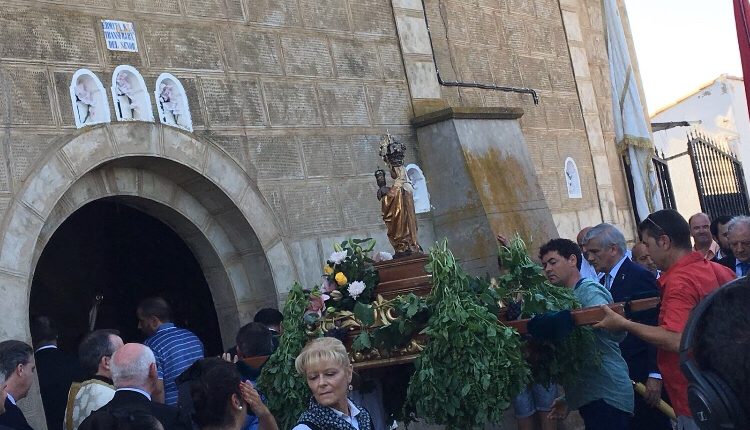 Procesión en Quel