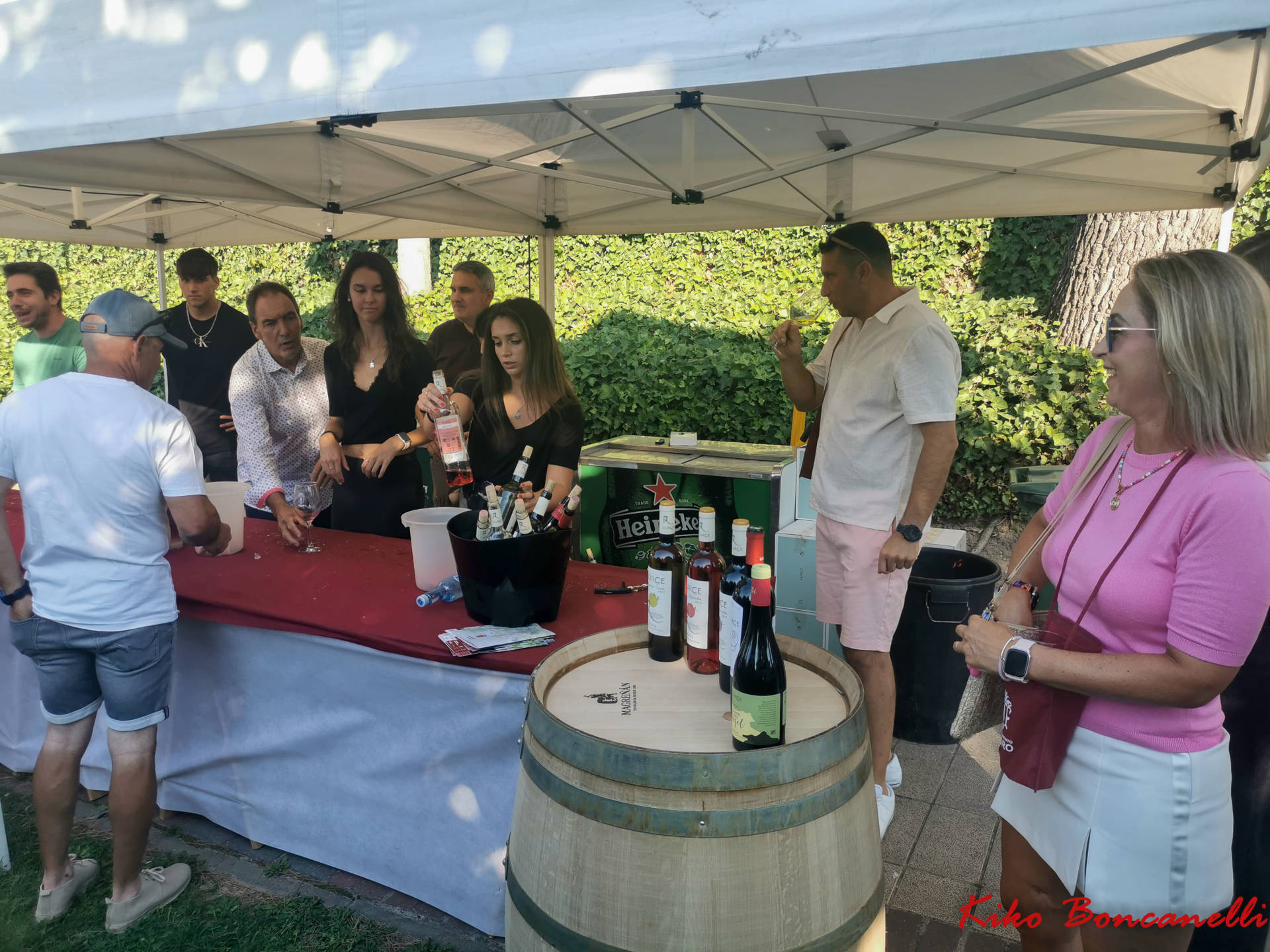 Alfaro bodegas en la calle